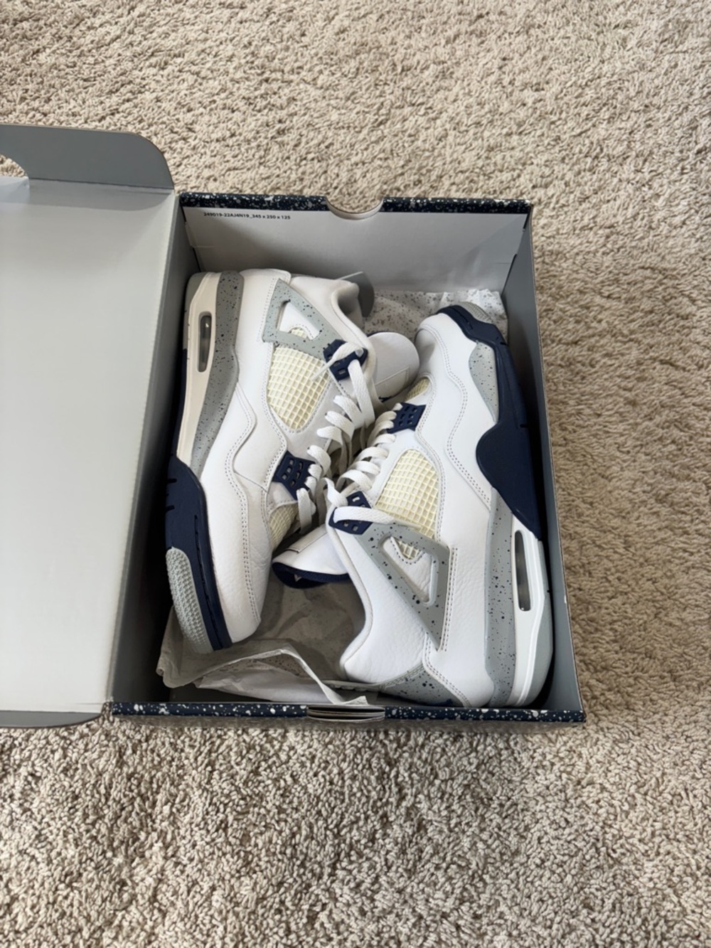 Men's White & Navy jordan 4s